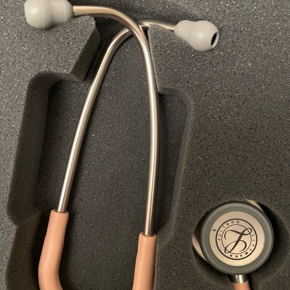 Littmann Classic III Monitoring Stethoscope: Champagne Rose Satin 5910C - Picture 5 of 8